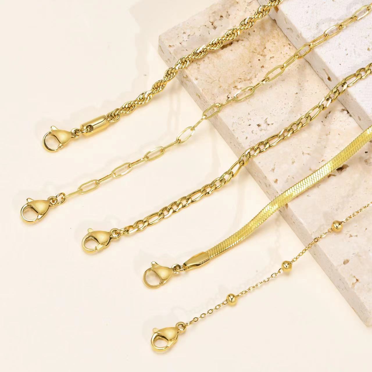 Bracelet en acier titanium – Design géométrique moderne - 𝓑𝓲𝓳𝓸𝓾𝔁𝓒𝓪𝓮𝓵𝔂𝓼 - bracelet - 𝓑𝓲𝓳𝓸𝓾𝔁𝓒𝓪𝓮𝓵𝔂𝓼 -