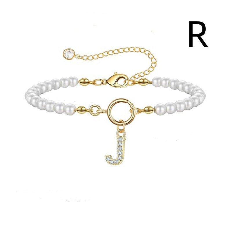 Bracelet initial – Perles 6 mm et pendentif lettre A-Z