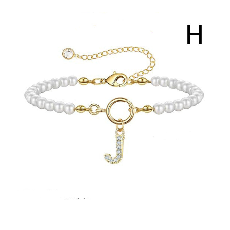Bracelet initial – Perles 6 mm et pendentif lettre A-Z