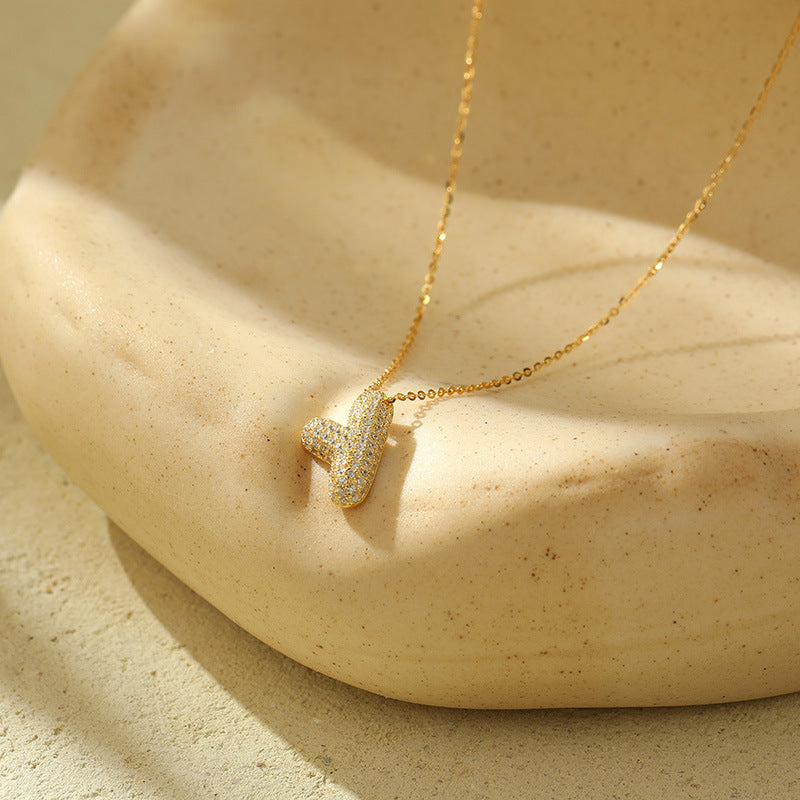 Collier Lettres Bubble en Acier Inoxydable – Élégance et Modernité