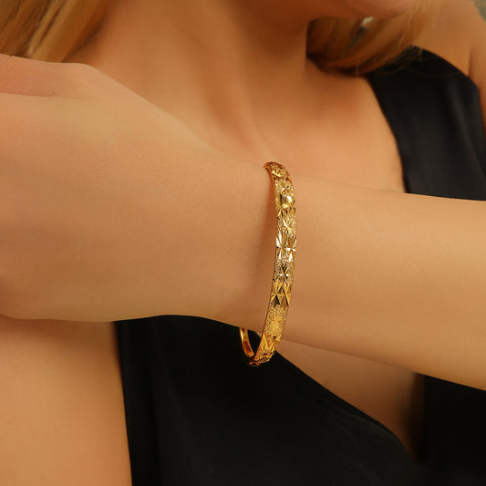 Bracelet délicat plaqué or – Vintage et raffiné