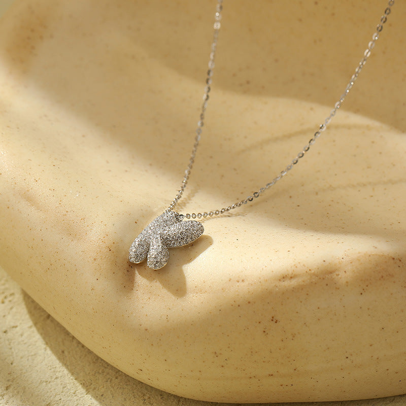 Collier Lettres Bubble en Acier Inoxydable – Élégance et Modernité