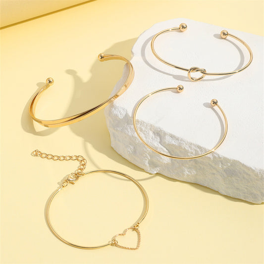Bracelet vintage plaqué or – Cœur, lettres et cristaux pour femme