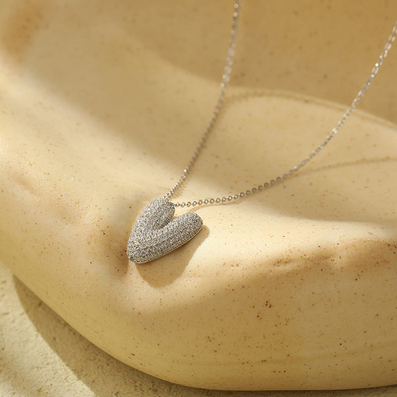 Collier Lettres Bubble en Acier Inoxydable – Élégance et Modernité
