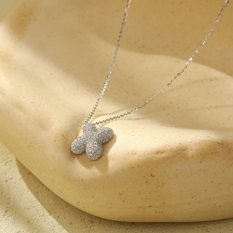 Collier Lettres Bubble en Acier Inoxydable – Élégance et Modernité