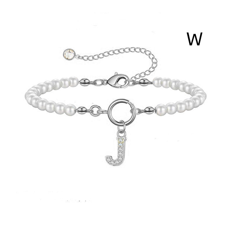 Bracelet initial – Perles 6 mm et pendentif lettre A-Z