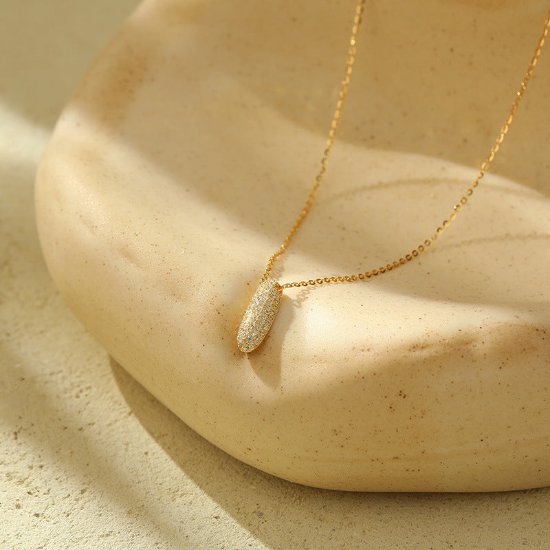 Collier Lettres Bubble en Acier Inoxydable – Élégance et Modernité