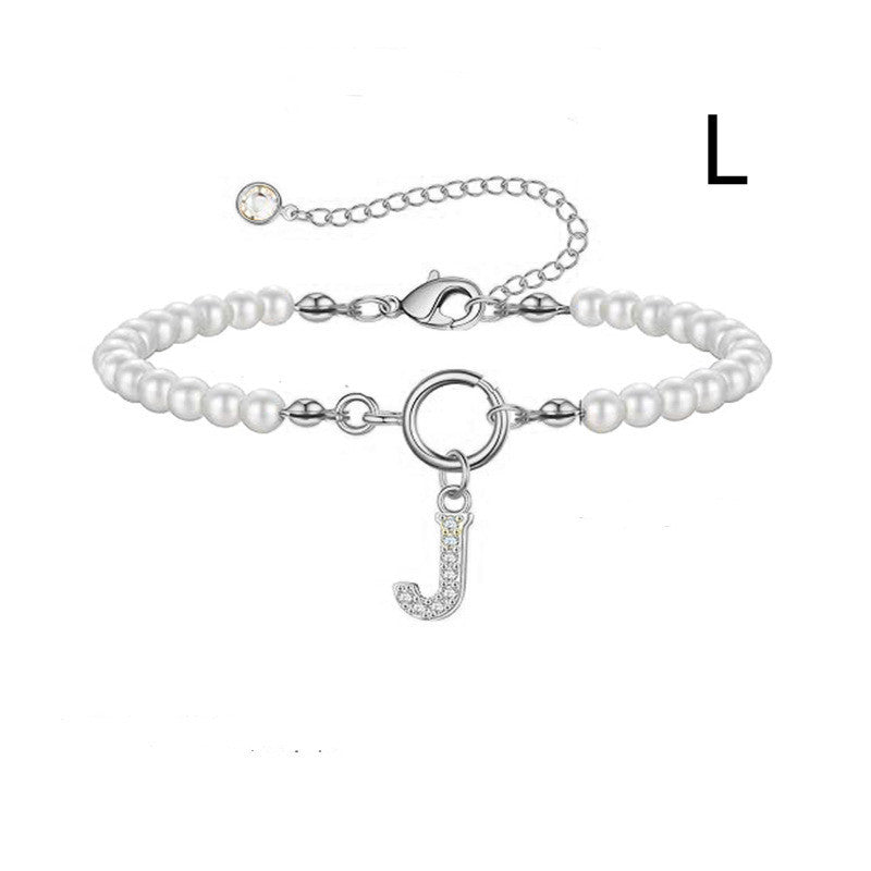 Bracelet initial – Perles 6 mm et pendentif lettre A-Z