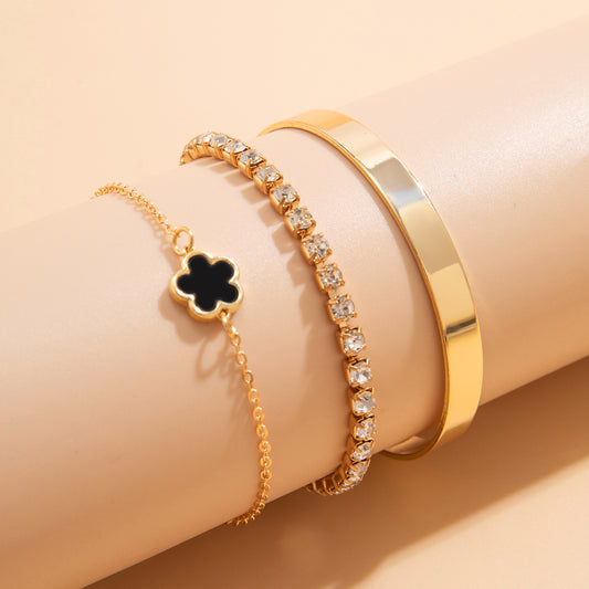 Bracelet Chaîne Luxueux avec Strass Étincelants – Élégance Moderne