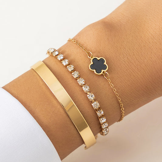 Bracelet Chaîne Luxueux avec Strass Étincelants – Élégance Moderne