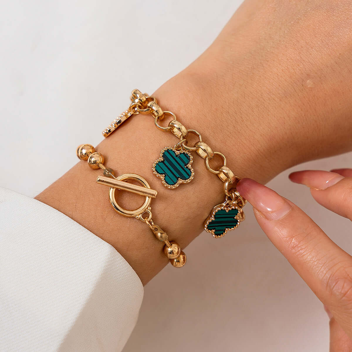 Bracelet Chaîne Luxueux avec Strass Étincelants – Élégance Moderne - 𝓑𝓲𝓳𝓸𝓾𝔁𝓒𝓪𝓮𝓵𝔂𝓼 - bracelet - 𝓑𝓲𝓳𝓸𝓾𝔁𝓒𝓪𝓮𝓵𝔂𝓼 -