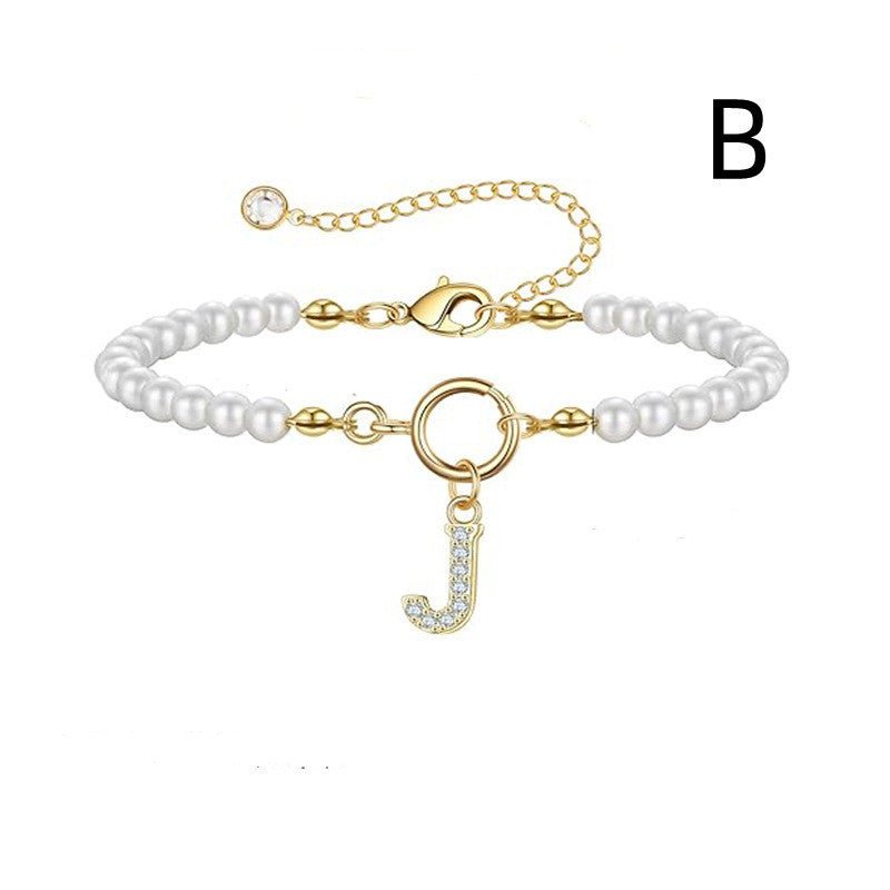 Bracelet initial – Perles 6 mm et pendentif lettre A - Z - 𝓑𝓲𝓳𝓸𝓾𝔁𝓒𝓪𝓮𝓵𝔂𝓼 - bracelet - 𝓑𝓲𝓳𝓸𝓾𝔁𝓒𝓪𝓮𝓵𝔂𝓼 - 