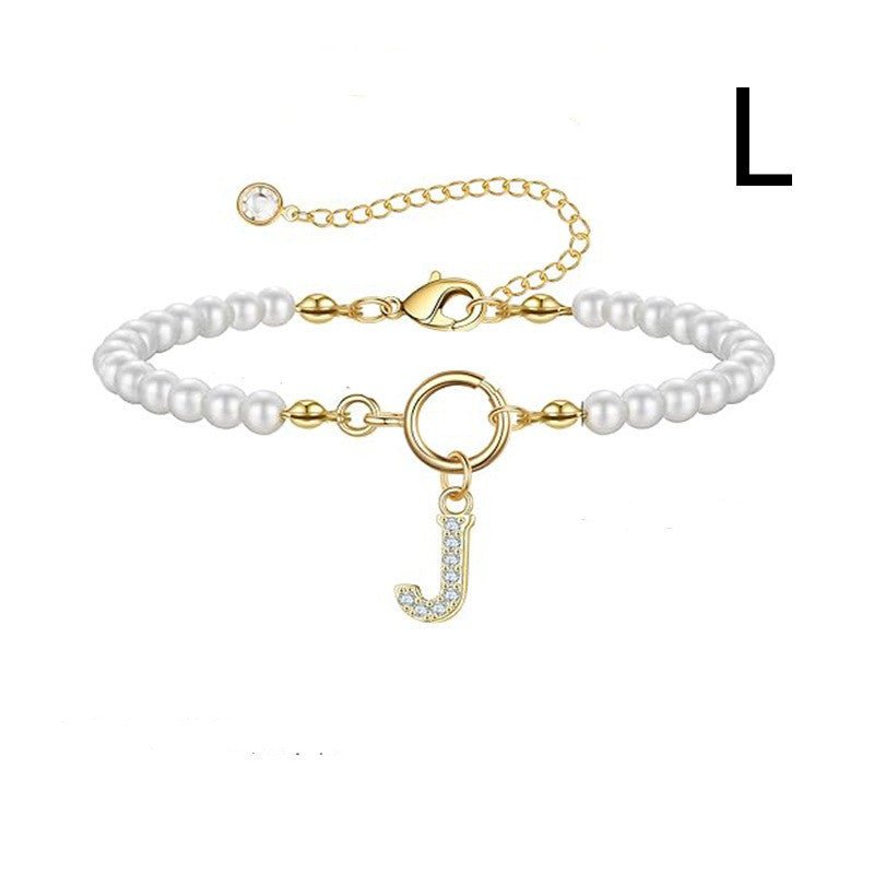 Bracelet initial – Perles 6 mm et pendentif lettre A - Z - 𝓑𝓲𝓳𝓸𝓾𝔁𝓒𝓪𝓮𝓵𝔂𝓼 - bracelet - 𝓑𝓲𝓳𝓸𝓾𝔁𝓒𝓪𝓮𝓵𝔂𝓼 - 