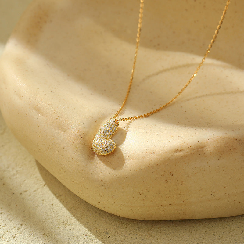Collier Lettres Bubble en Acier Inoxydable – Élégance et Modernité